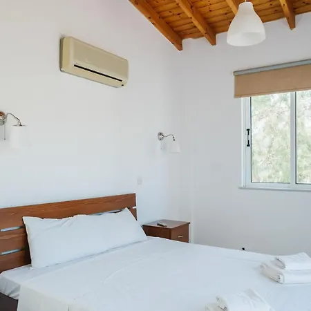 Chrysanthemum 3 Bedroom