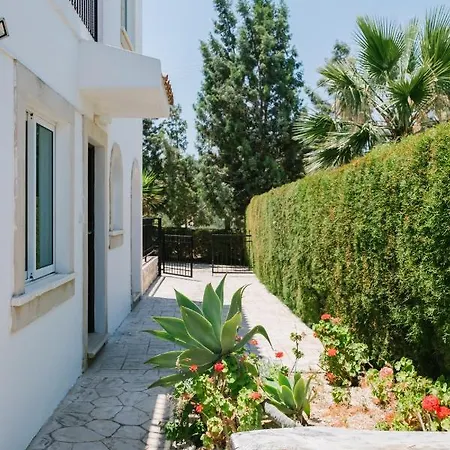 Villa Chrysanthemum 3 Bedroom *